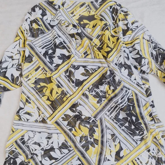 Tanjay Yellow Black Semi Sheer Blouse, Large - Picture 10 of 10